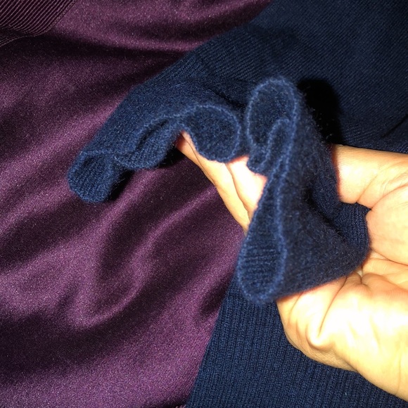 Sweater - Picture 6 of 7